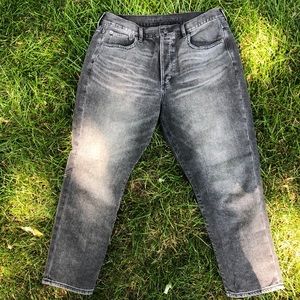 🌿American Eagle dark gray denim jeans